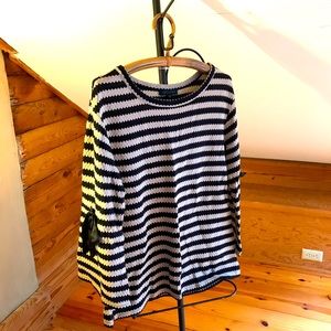 Anthropologie Cream Black Bell Sweater, EUC, L